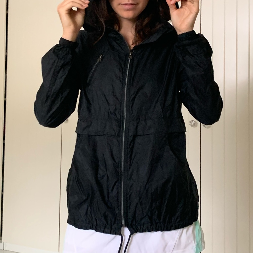 Black Rainjacket GREAT CONDITION 👍🏼